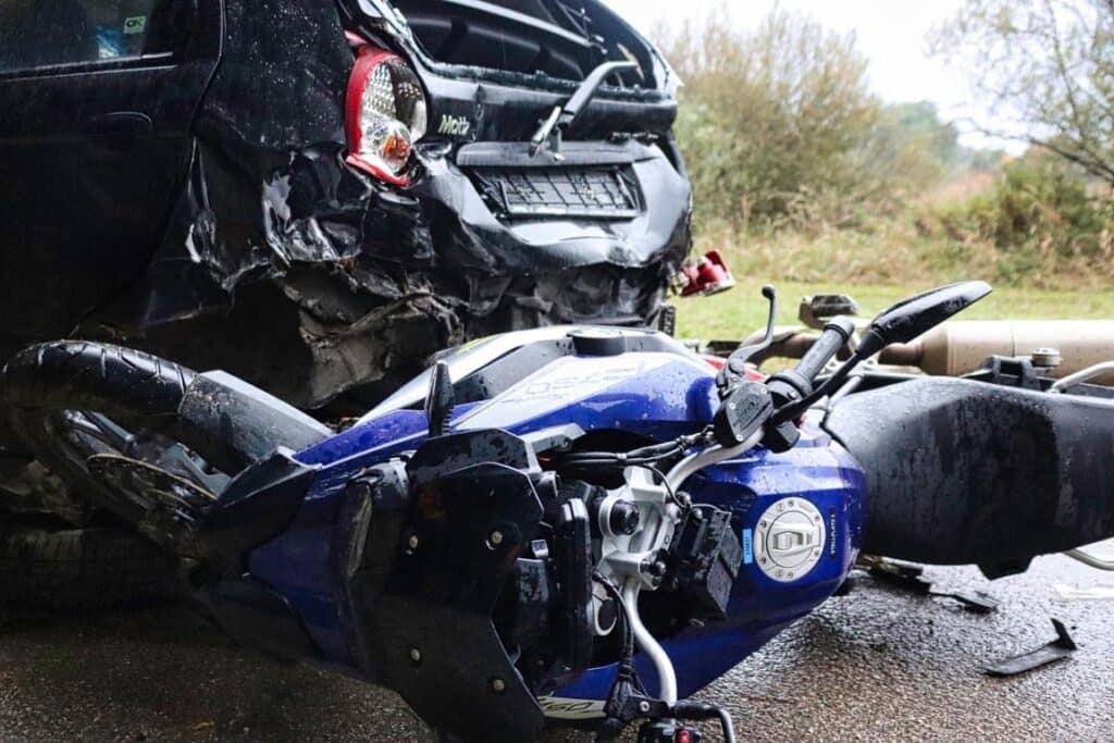 Lane Splitting and Liability: Legal Challenges in Houston with a Motorcycle Accident Attorney 8 motorcycle accident attorney