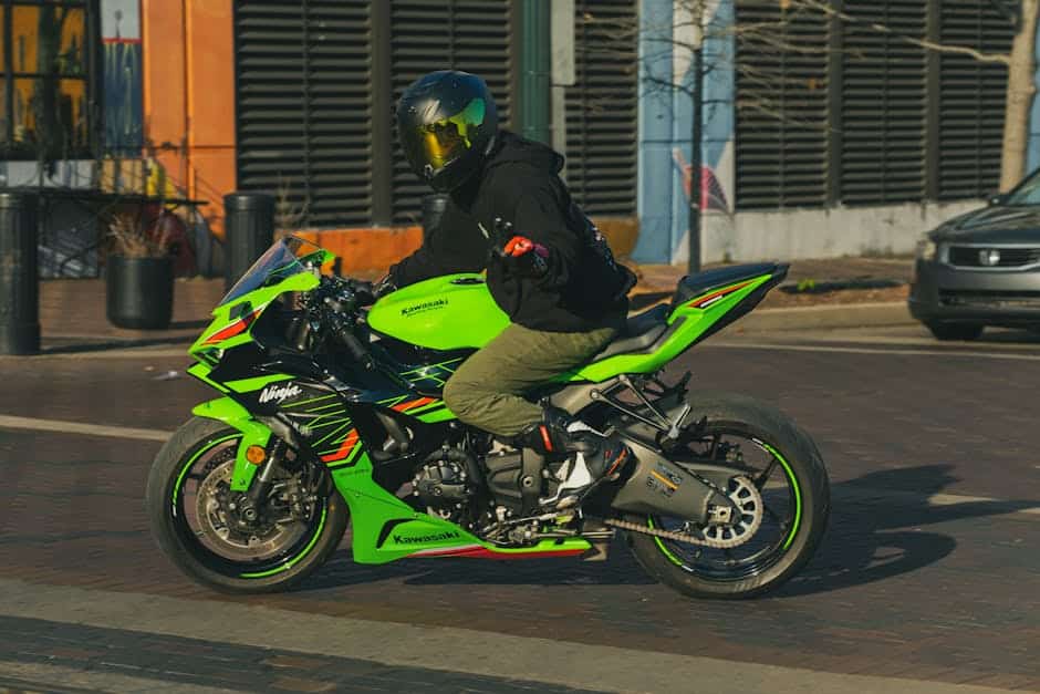 Navigating the Aftermath: Finding the Best Motorcycle Wreck Lawyer Houston 1 motorcycle on Houston highway - motorcycle wreck lawyer houston