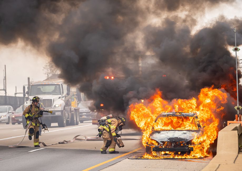 Big Rig Fire Accident: Key Details Revealed 9 big rig fire accident on Houston highway