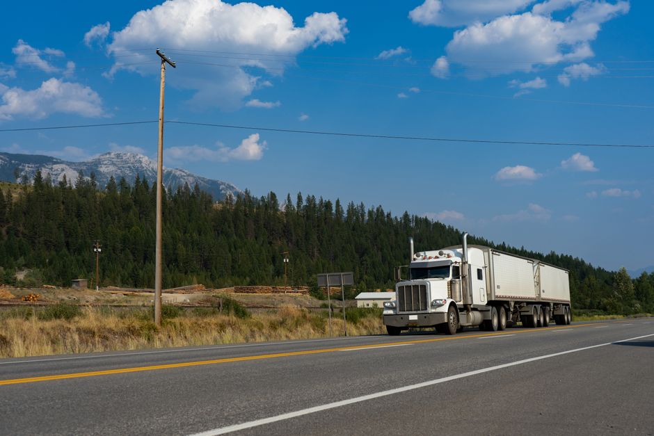 18 Wheeler Collision Damages and How to Recover What You Deserve 1 Commercial truck insurance policy coverage tiers