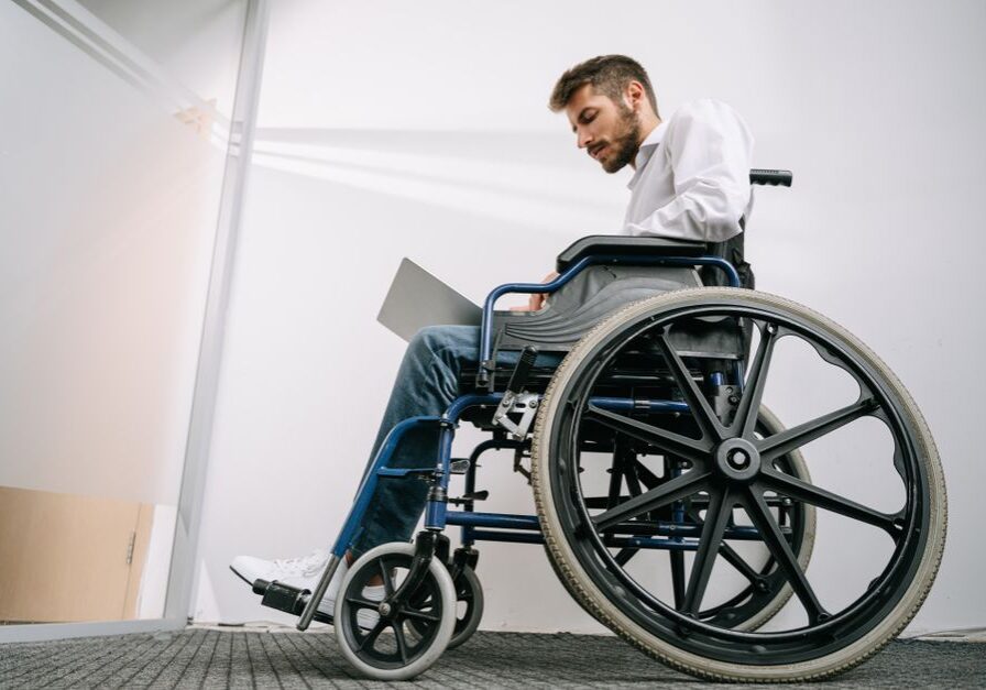 Houston paralysis attorney wheelchair user spinal cord injury